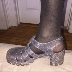 JuJu’s brand Midheeled clear glittered jelly shoes